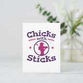 スティックゴルフゴルフのゴルファー女性とチックス ポストカード (スタンド正面)