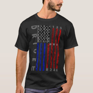 スティックシフトアメリカ国旗のマッスルカーSiスピードギア Tシャツ