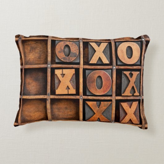スティックタックトゥまたはノーツとクロスのゲーム – ヴィンテージ アクセントクッション (裏面)
