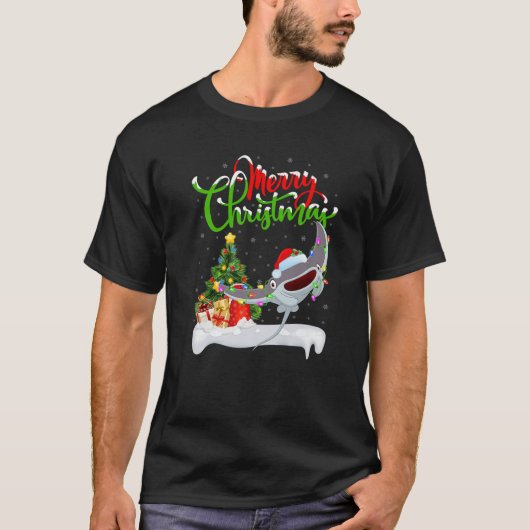 スティングレイフィッシュオーバークリスマス照明スティングレイクリスチム Tシャツ (正面)