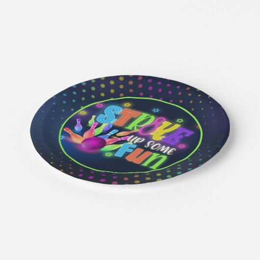 スティークアップいくつかのおもしろいボーリング誕生日プレート- Neon ペーパープレート (アングル)
