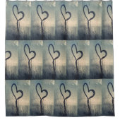 スティームーハートフォトグラフィックスブルーとベージュ シャワーカーテン (正面)