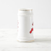 ステインを競争させるKGB ビールジョッキ (中央)