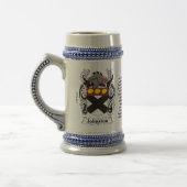 ステインジョンソン家族の紋章付き外衣 ビールジョッキ (左)