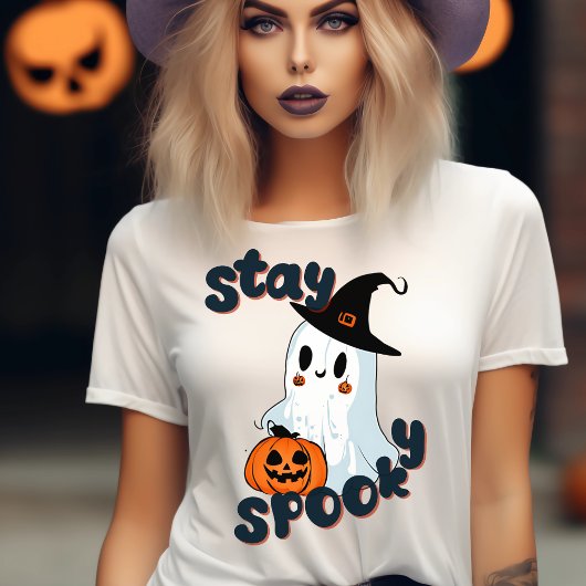 ステイ不気味ハロウィーンかわいい幽霊シ不気味ーズ Tシャツ