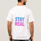 ステイ実在 – ミニマルはっきりしたリストT型 Tシャツ (裏面)
