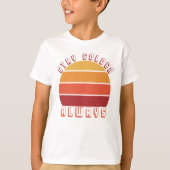 ステイ・ゴールデン、常時 – レトロサンセットやる気を起こさせる Tシャツ (正面)