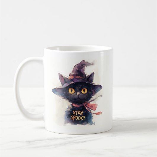 ステイ・スプーキー - 魔女の帽子をかぶった水彩黒猫 コーヒーマグカップ (左)