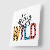 ステイ・ワイルド スクエア壁時計 (傾斜)