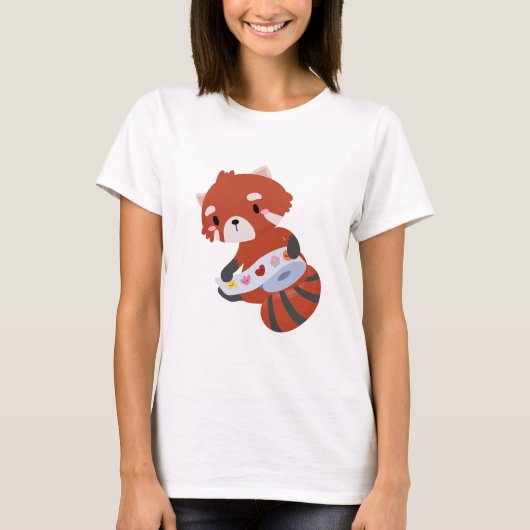 ステッカー付き赤いパンダ Tシャツ (正面)