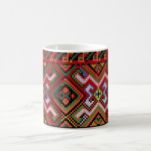 ステッチの刺繍のイースターウクライナの十字のマグ コーヒーマグカップ (中央)
