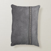 ステッチの洗練さ:ブラックレザーラグジュアリー アクセントクッション (裏面(縦))