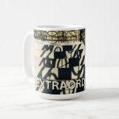 ステップインリングや輪 – 異常 コーヒーマグカップ (正面左)