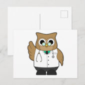 ステトスコープを聴診するフクロウの医者 ポストカード (正面/裏面)