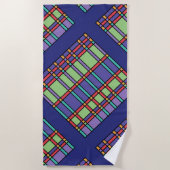 ステンドグラスの明るい色 ビーチタオル (正面)