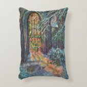 ステンドグラスの窓を持つヴィンテージクリスマス教会 アクセントクッション (正面(垂直))