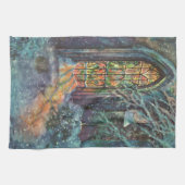 ステンドグラスの窓を持つヴィンテージクリスマス教会 キッチンタオル (横)