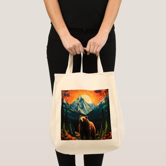 ステンドグラスの野生動物の山の夕焼け クマ トートバッグ (正面(商品))