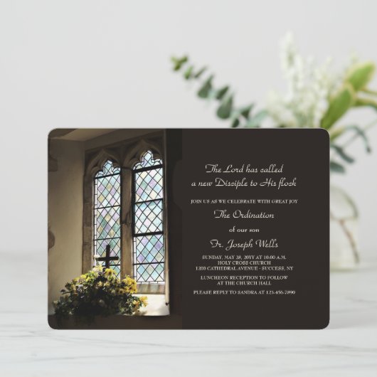 ステンドグラスウィンドウズプイスターオーディネーション招待状 招待状 (スタンド正面)