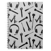 ステージ乗組員はノートに用具を使います ノートブック (正面)