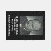 ストイ感動的ック引用文バイウィンストンチャーチル フリースブランケット (正面(横))