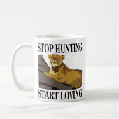 ストップ狩り開始Loving Lioness コーヒーマグカップ (左)