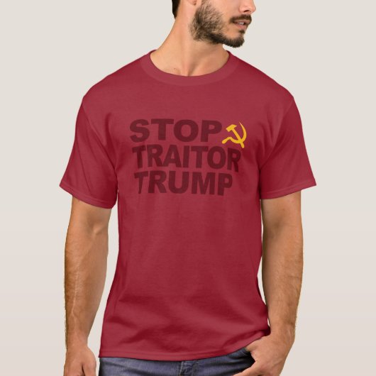 「ストップ裏切り者トランプ」マルーンのシャツ Tシャツ (正面)