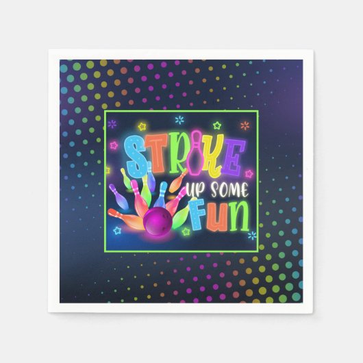 ストライクアップいくつかのおもしろいボーリング誕生日ナプキン – ネオン スタンダードカクテルナプキン (正面)