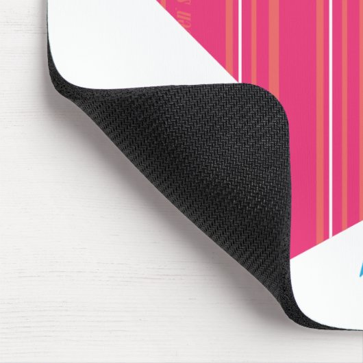 ストライプなマゼンタ3を薄くして下さい マウスパッド (コーナー)