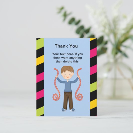 、ストライプのかわいい、アーケードの誕生日の男の子は感謝していしています サンキューカード (スタンド正面)