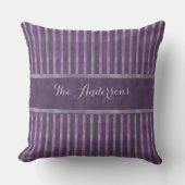 ストライプのなラベンダーの鋼鉄暗いプラム クッション (正面)