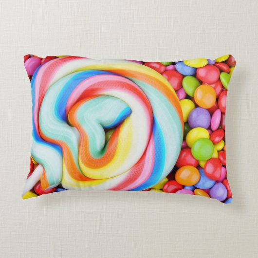 ストライプのな棒つきキャンデーおよび多彩のSmarties アクセントクッション (裏面)