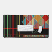 ストライプの三角形(黒のイニシャル付き) デスクマット (キーボード&マウス)
