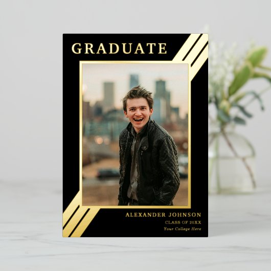 ストライプはっきりした大学院フォトブラックと金ゴールド 箔招待状 (立ち正面)