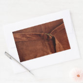 ストラップ付きブラウンスエードおよびバックル 長方形シール (封筒)
