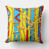 ストラップ、バックル、チェーン クッション (正面)