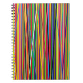 ストリペスコルで作られた明るい背景とカラフル ノートブック (正面)