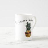 ストリングラおもしろいイト付きクリスマスパイナップル ボーンチャイナマグカップ (正面右)