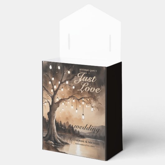 ストリングライトオンツリーロマンチックな田舎の結婚式 フェイバーボックス (オープン)