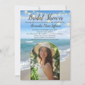 ストリングライトビーチブライダルシャワーアーチ写真 招待状 (正面)