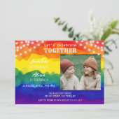 ストリングライトフォトジカラフルョイント誕生日 招待状 (スタンド正面)