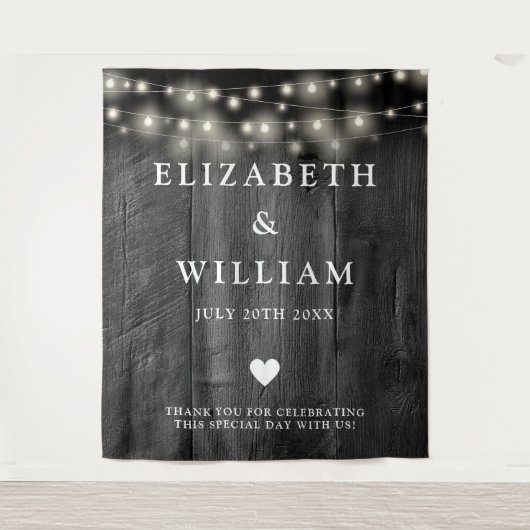 ストリングライト素朴ブラックウッドフォトバックグラウンド タペストリー (正面)