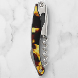 ストリークの燃えた黄色はビロードまたは傷ついたスプレーに見える ソムリエナイフ