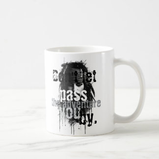 ストリートアートの冒険にぴったりなグラフィティマグ コーヒーマグカップ