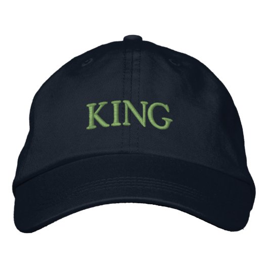 ストリートスタイルに溶け込むKING テキスト調節可能ハット 刺繍入りキャップ (正面)