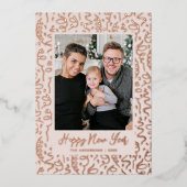 ストリーマーと紙吹雪ハッピー新年の写真 箔シーズンカード (正面)