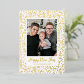 ストリーマーと紙吹雪ハッピー新年の写真 箔シーズンカード (立ち正面)