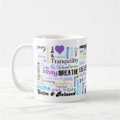 ストレスレリーフ、浮き彫りの穏やかで及びリラックスさせるなタイポグラフィのマグ マグカップ (左)
