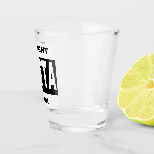 ストレートなアウトタおもしろいー作品 ショットグラス (右)