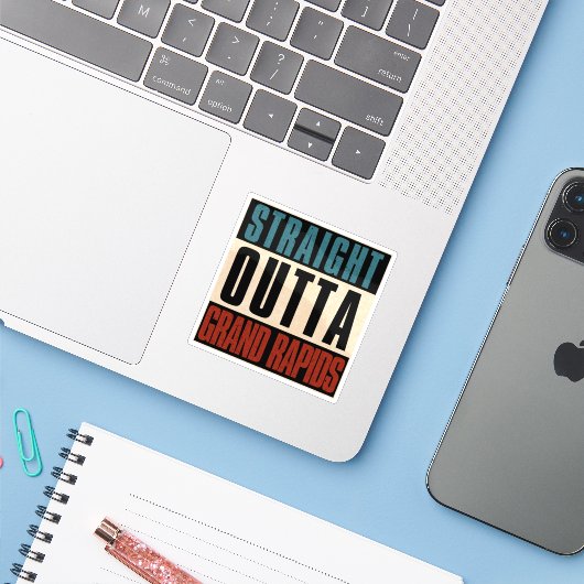 ストレートアウトタグランドラピッズミシガンMI シール (ノートパソコンとiPhone)